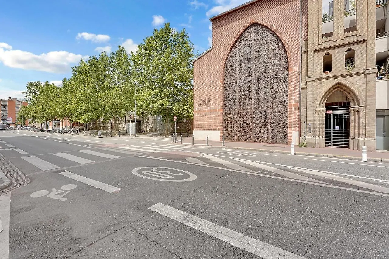 Le Prieure location